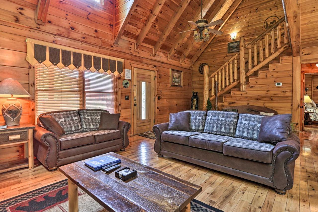 Pigeon Forge Getaway With Covered Patio And Hot Tub! Esterno foto