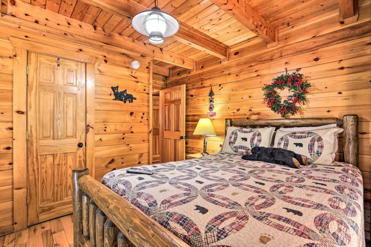 Pigeon Forge Getaway With Covered Patio And Hot Tub! Esterno foto