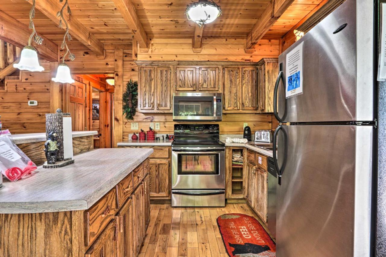 Pigeon Forge Getaway With Covered Patio And Hot Tub! Esterno foto