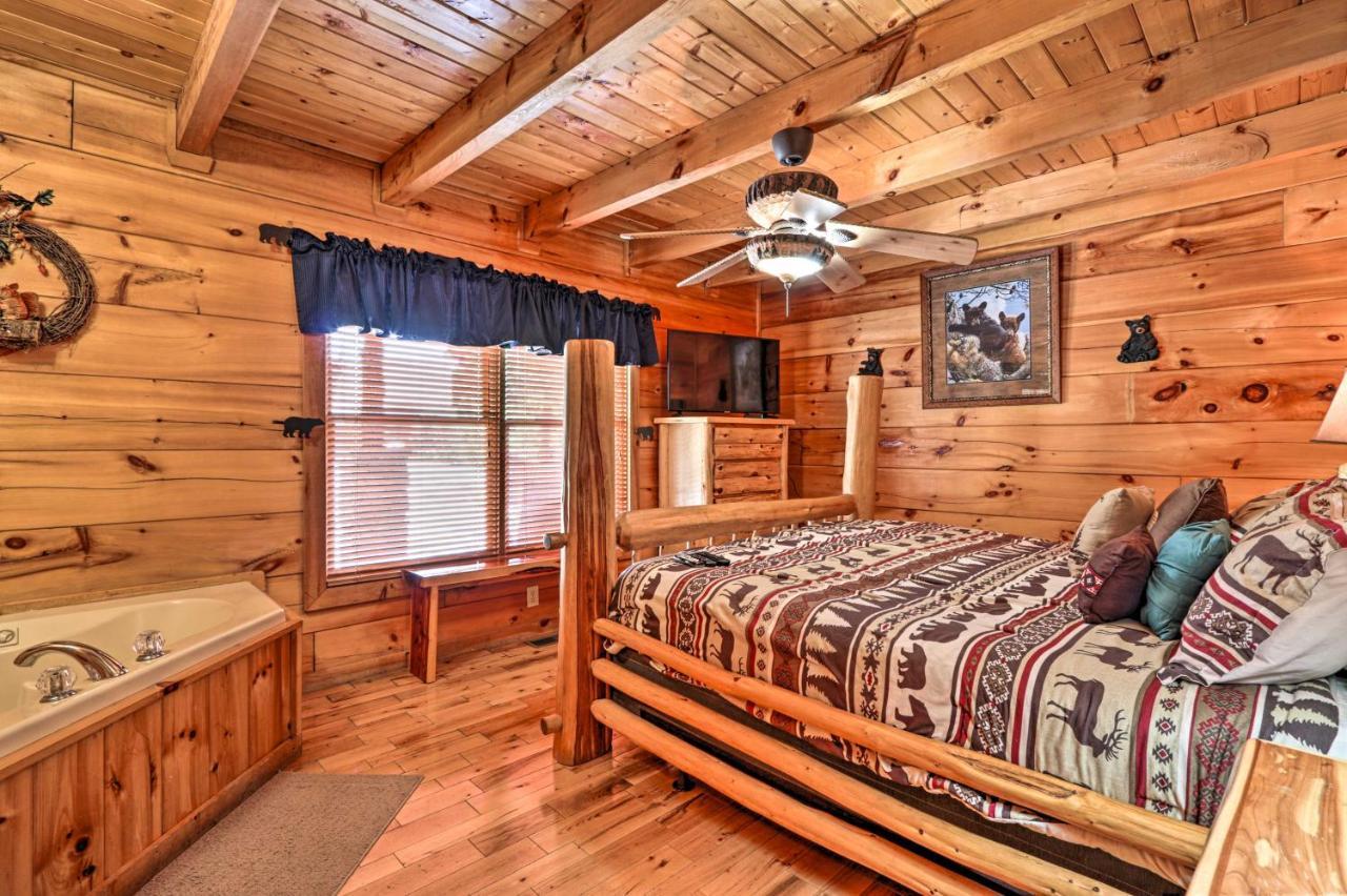 Pigeon Forge Getaway With Covered Patio And Hot Tub! Esterno foto
