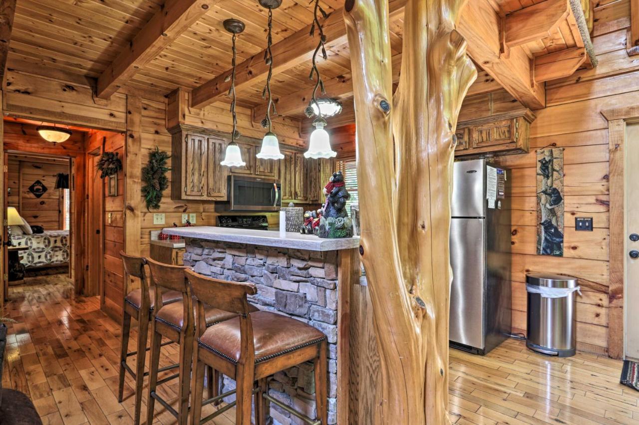 Pigeon Forge Getaway With Covered Patio And Hot Tub! Esterno foto